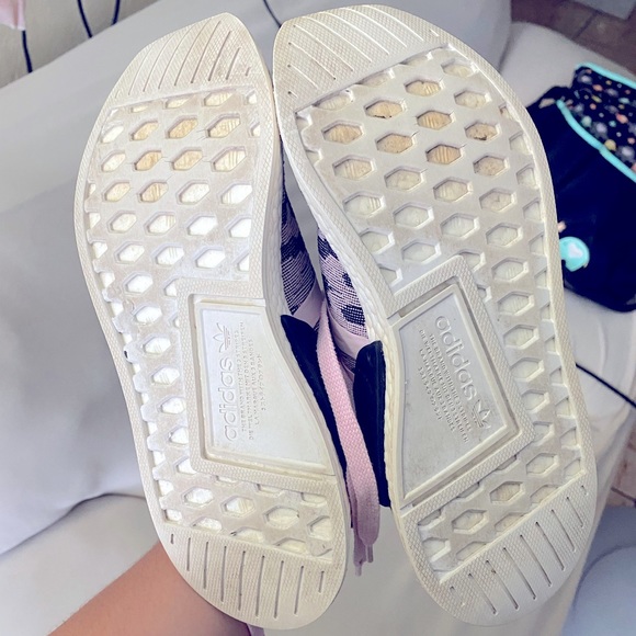 NMD_R1 Boost : Wonder Pink / Black / White - Picture 4 of 5